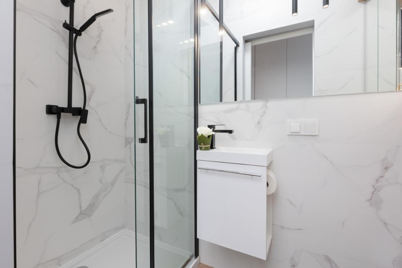 Warsaw Mokotow Apartment With 2 Bedrooms By Noclegi Renters Exteriör bild